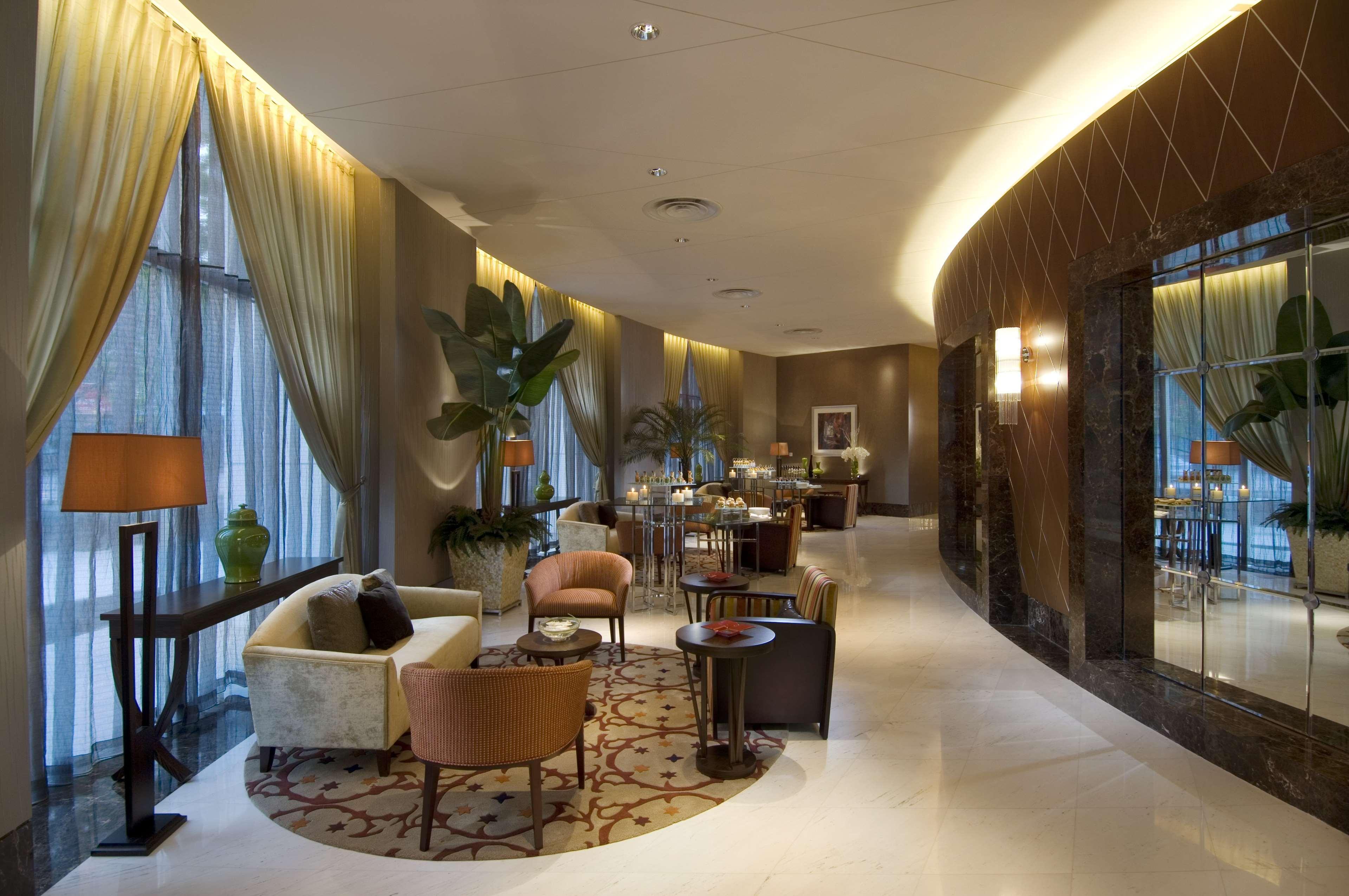 Отель Hilton Пекин Экстерьер фото